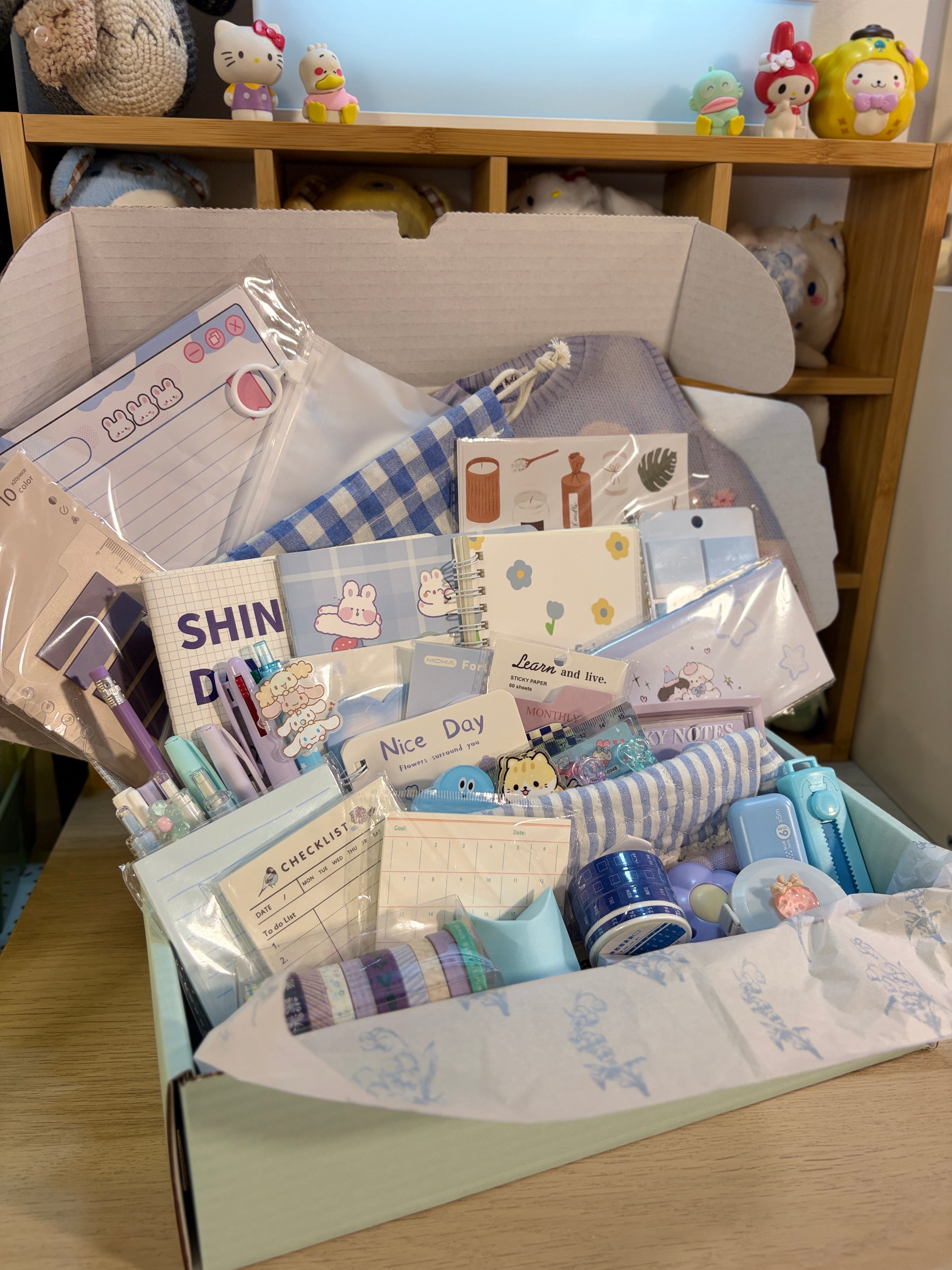 Lucky Scoop – Stationery Edition