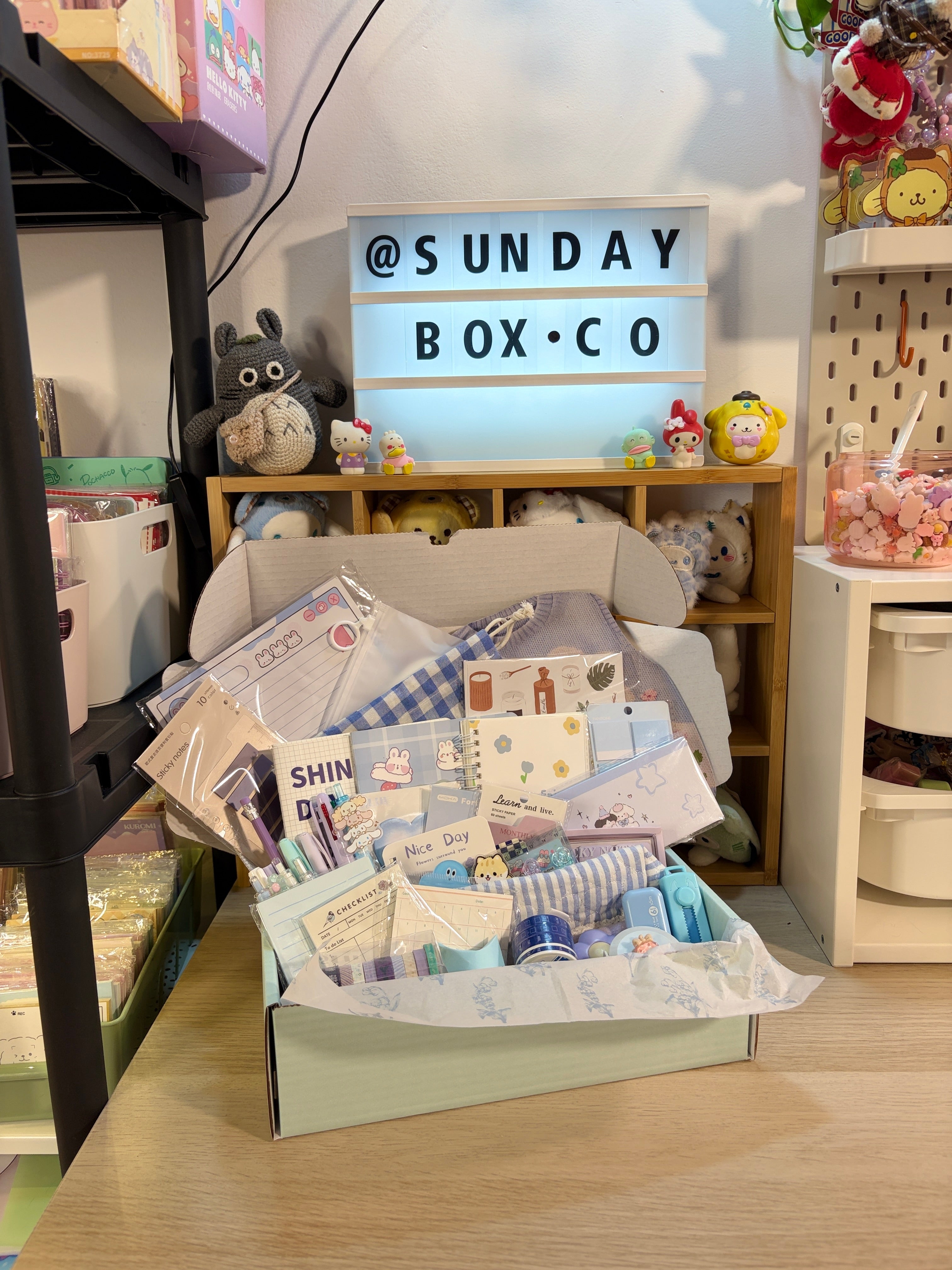 Lucky Scoop – Stationery Edition