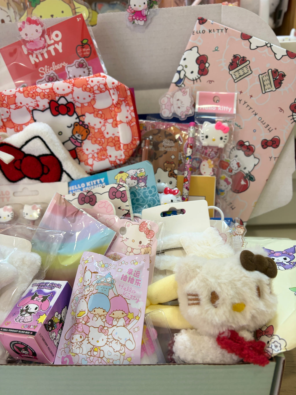CS-01 / HK — Cleaning Shelf + Gacha